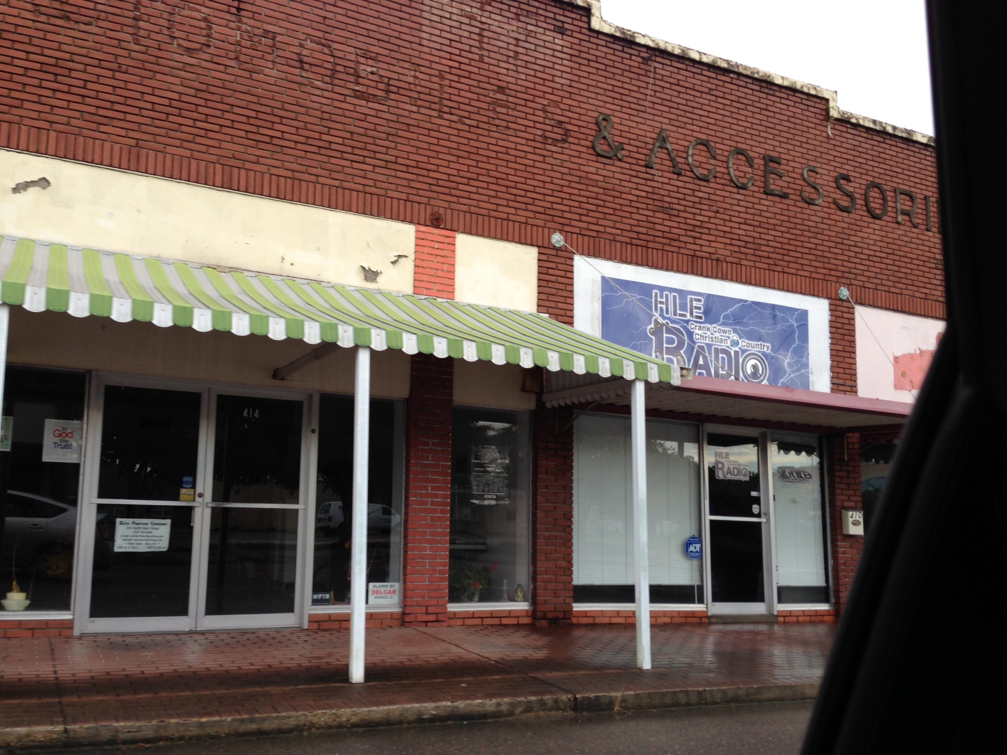 Here's another photo from the town center.